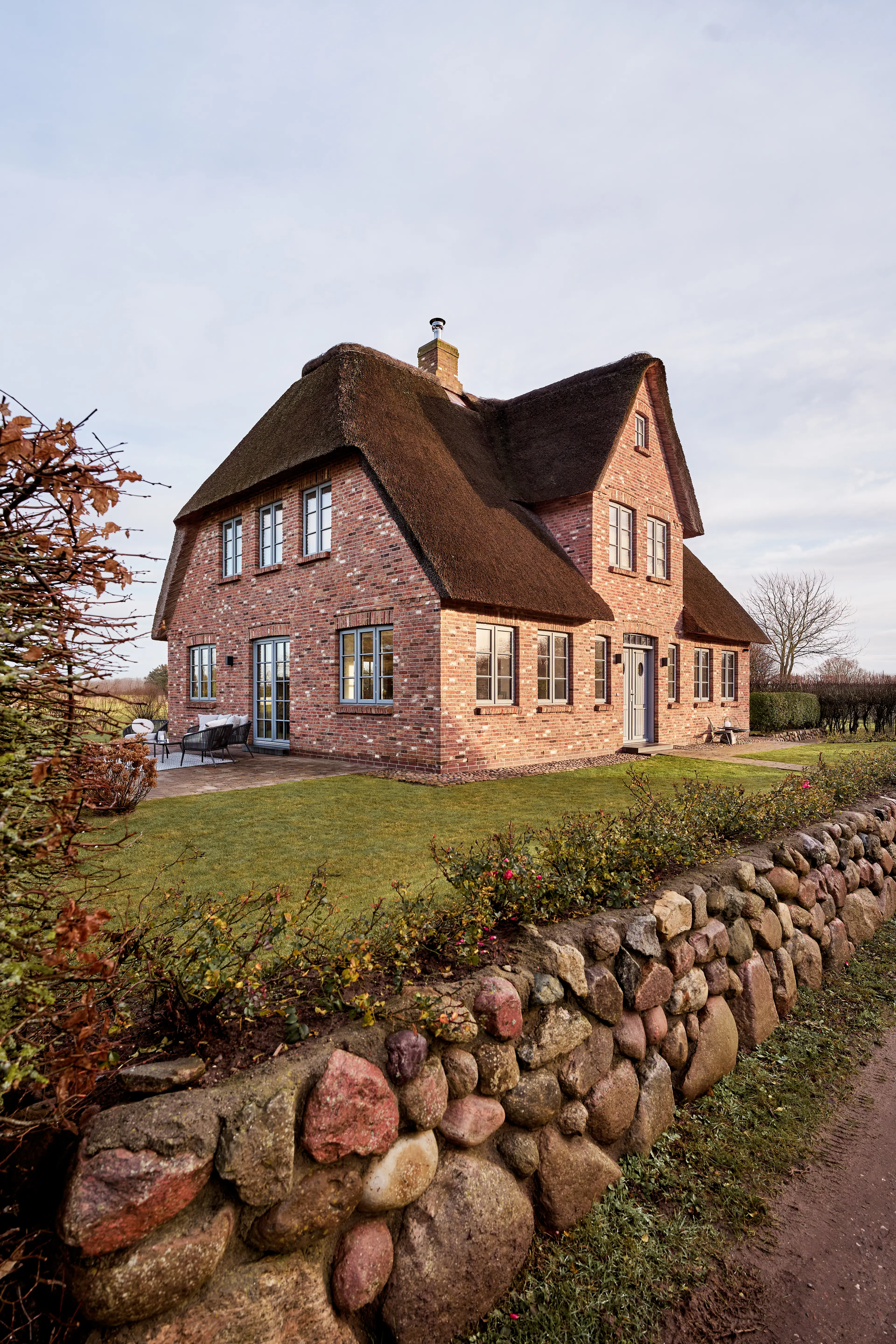 Das Traumhaus auf Föhr mit Reetdach und rotem Backstein