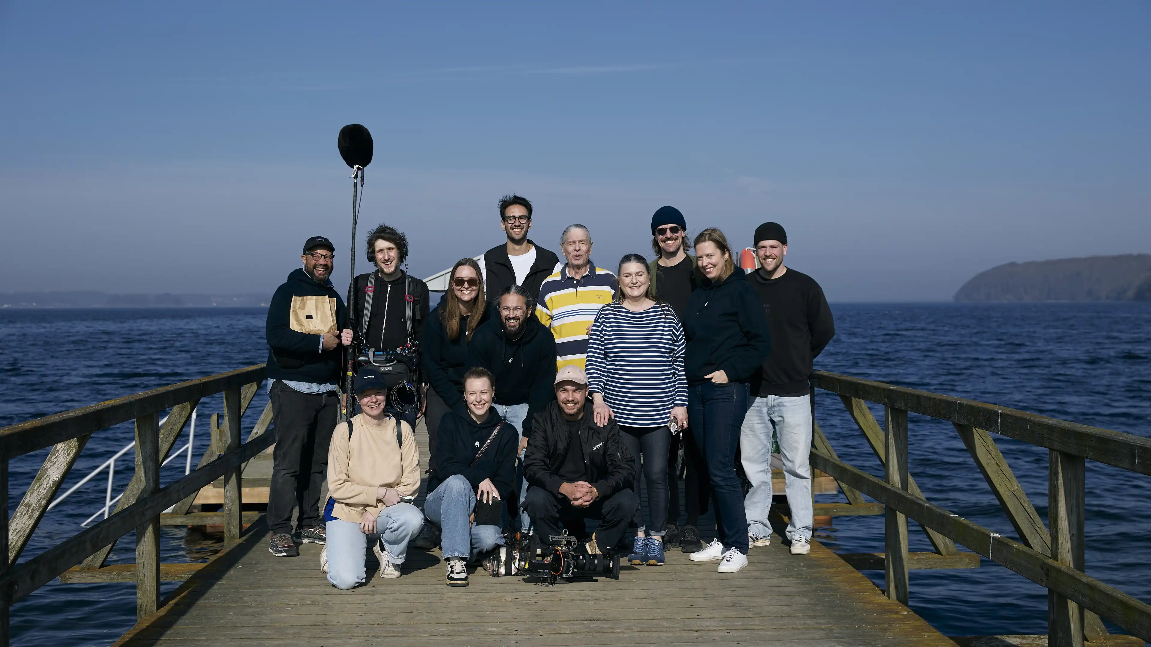 Das Team von der Traumhausverlosung und Jürgen mit seiner Frau